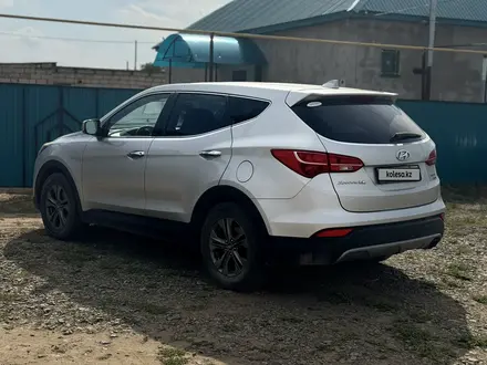 Hyundai Santa Fe 2014 года за 8 500 000 тг. в Уральск – фото 12