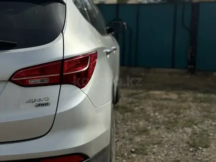 Hyundai Santa Fe 2014 года за 8 500 000 тг. в Уральск – фото 9