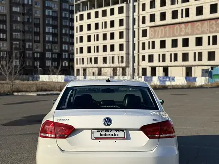 Volkswagen Passat 2012 года за 5 000 000 тг. в Атырау – фото 7