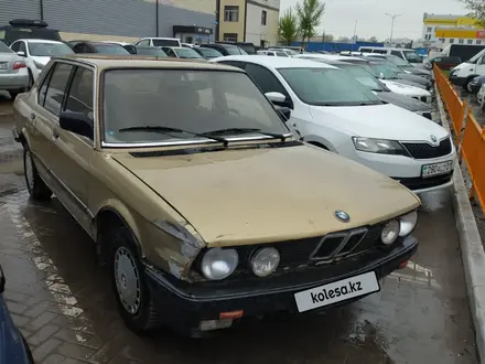 BMW 520 1985 года за 1 450 000 тг. в Астана – фото 4
