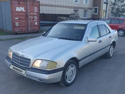 Mercedes-Benz C 180 1993 года за 1 750 000 тг. в Караганда – фото 3