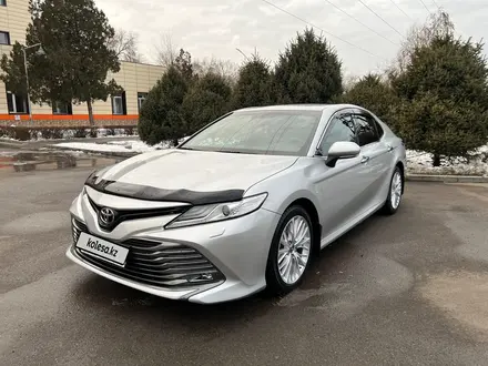 Toyota Camry 2019 года за 14 500 000 тг. в Алматы