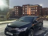 Toyota Camry 2015 годаfor10 800 000 тг. в Шымкент