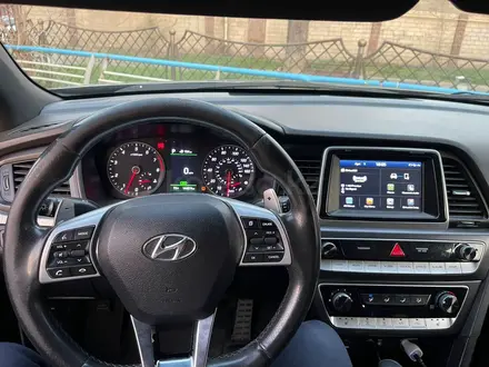 Hyundai Sonata 2018 года за 6 300 000 тг. в Алматы – фото 4