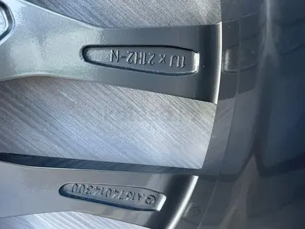 Mercedes benz оригинальные 20 диски 5x112 за 970 000 тг. в Алматы – фото 9