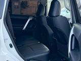 Toyota Land Cruiser Prado 2023 годаfor27 000 000 тг. в Актау – фото 5