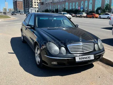 Mercedes-Benz E 320 2002 года за 3 700 000 тг. в Астана