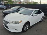 Lexus ES 300h 2013 года за 11 800 000 тг. в Алматы