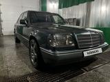 Mercedes-Benz E 280 1993 года за 4 000 000 тг. в Павлодар – фото 2