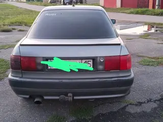 Audi 80