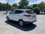 Hyundai Tucson 2011 года за 7 200 000 тг. в Шымкент – фото 3