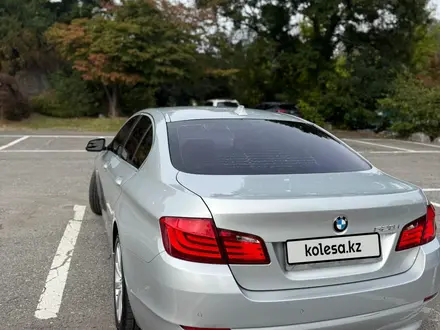 BMW 528 2011 года за 8 700 000 тг. в Алматы – фото 30