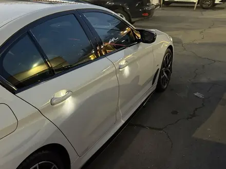 BMW 530 2021 года за 24 000 000 тг. в Алматы – фото 9