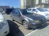 Volkswagen Jetta 2004 годаүшін2 300 000 тг. в Астана