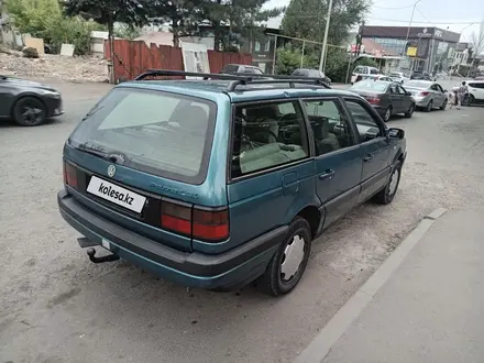 Volkswagen Passat 1991 года за 1 600 000 тг. в Есик – фото 4