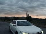 Toyota Camry 2016 годаүшін9 500 000 тг. в Усть-Каменогорск – фото 2