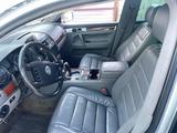 Volkswagen Touareg 2003 годаfor4 500 000 тг. в Алматы – фото 5