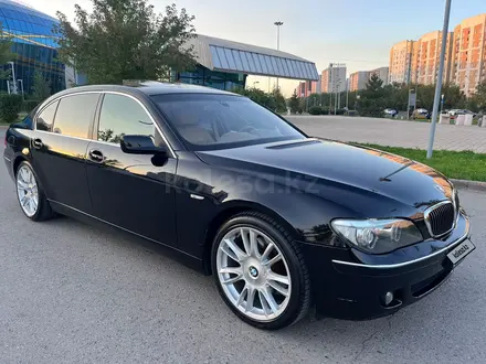 BMW 750 2006 года за 4 500 000 тг. в Алматы – фото 11