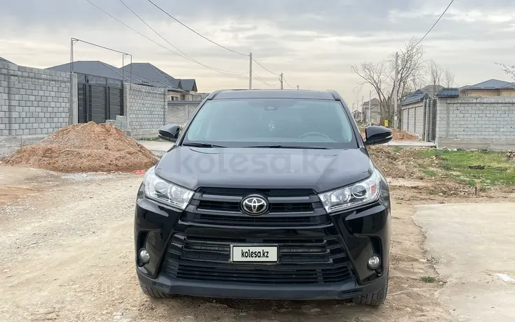 Toyota Highlander 2018 годаүшін18 500 000 тг. в Шымкент