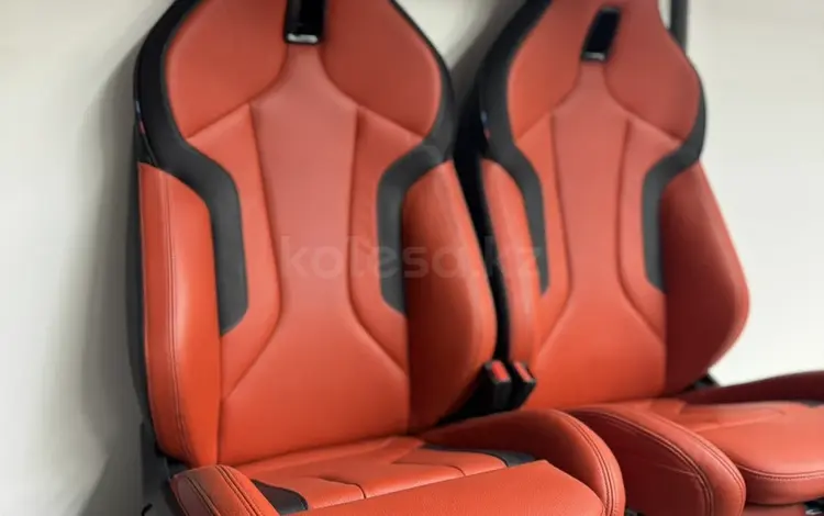 СИДЕНЬЯ КОМПЛЕКТАЦИИ СПОРТ ОТ BMW G29 Z4 НА LEXUS. TOYOTA. БАВАРЕЦ за 1 000 000 тг. в Астана
