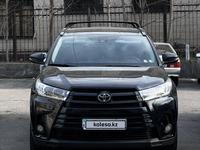 Toyota Highlander 2017 года за 17 500 000 тг. в Шымкент