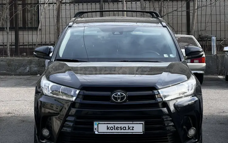 Toyota Highlander 2017 года за 17 500 000 тг. в Шымкент