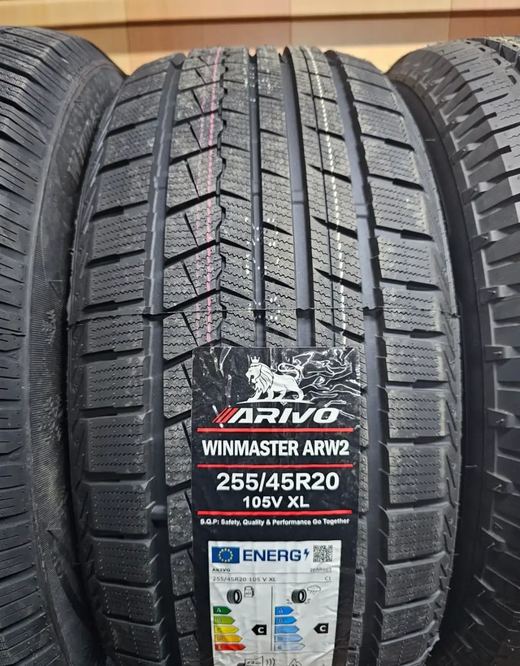 Arivo 255/45/20 в Актау — объявление №162456010: шины на Колёсах