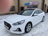 Hyundai Sonata 2019 годаүшін10 800 000 тг. в Уральск – фото 2