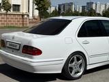 Mercedes-Benz E 320 2001 годаүшін4 600 000 тг. в Шымкент – фото 4