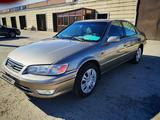 Toyota Camry 1999 годаүшін3 600 000 тг. в Сатпаев – фото 2
