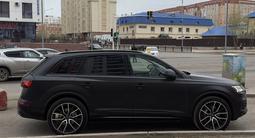 Audi Q7 2023 года за 30 000 000 тг. в Астана – фото 4