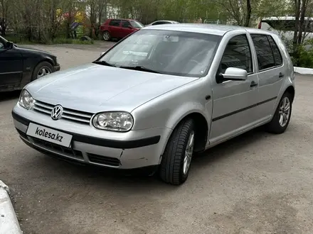 Volkswagen Golf 2002 годаүшін2 490 000 тг. в Караганда