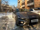 Hyundai Elantra 2023 года за 9 500 000 тг. в Семей