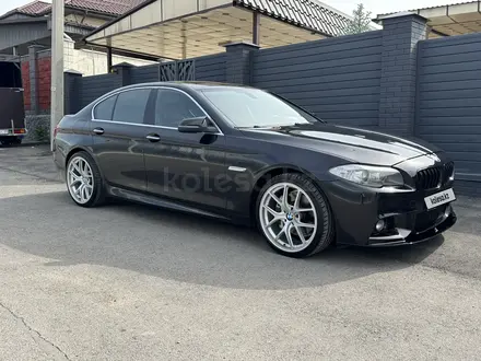 BMW 535 2015 года за 9 800 000 тг. в Алматы – фото 12