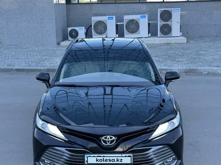 Toyota Camry 2019 года за 12 600 000 тг. в Петропавловск – фото 18