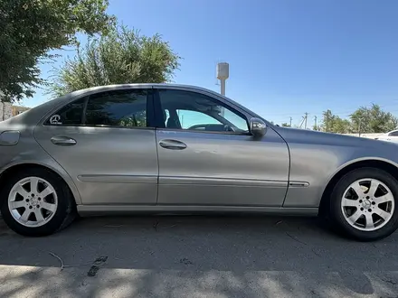 Mercedes-Benz E 240 2002 года за 3 850 000 тг. в Тараз – фото 7