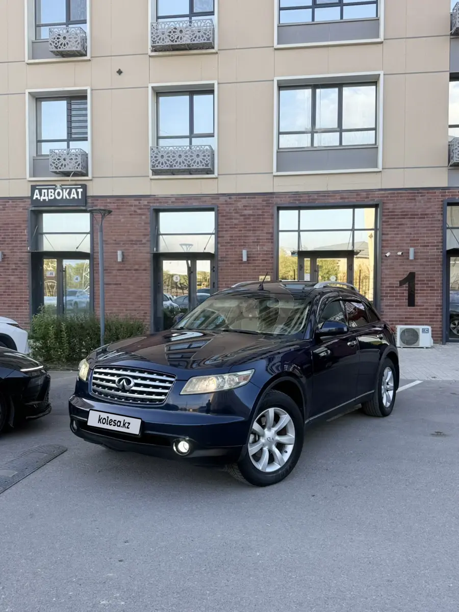 Infiniti FX35, 2004