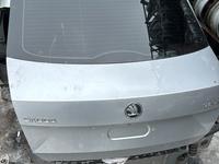 Крышка багажника Шкода рапид за 300 000 тг. в Актобе