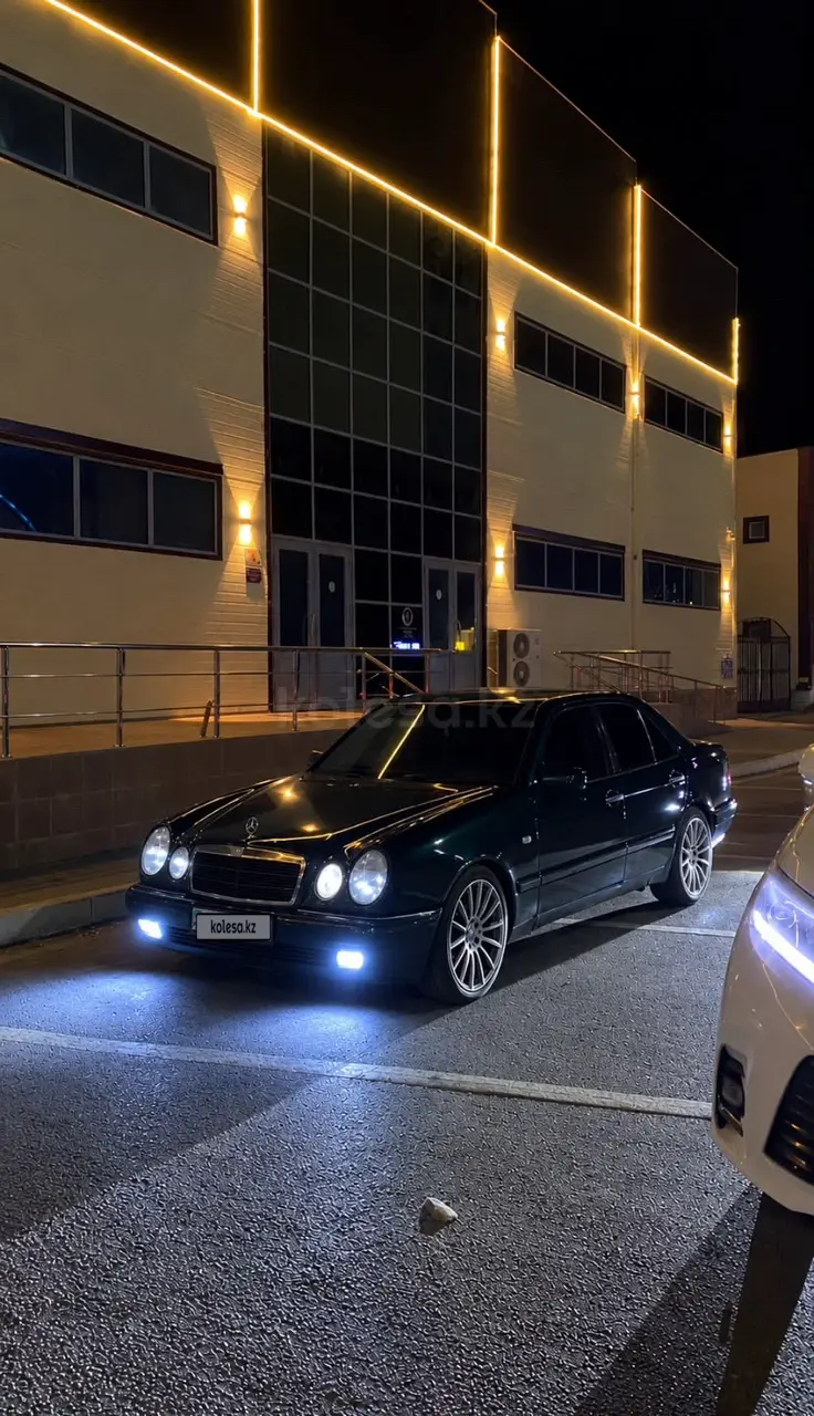 Mercedes-Benz E-Class, 1995
