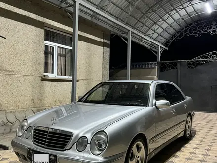 Mercedes-Benz E 500 2000 года за 5 400 000 тг. в Шымкент – фото 12