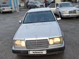 Mercedes-Benz E 200 1993 года за 1 500 000 тг. в Шымкент