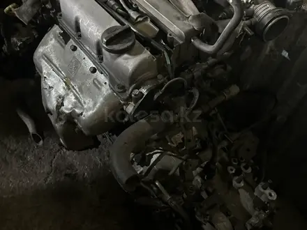 T8 1.8 Kia Carens за 299 000 тг. в Алматы – фото 2