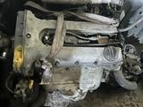 T8 1.8 Kia Carens за 299 000 тг. в Алматы