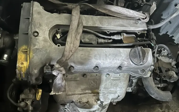 T8 1.8 Kia Carens за 299 000 тг. в Алматы