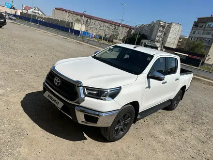 Toyota Hilux 2022 года за 20 000 000 тг. в Атырау