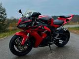 Honda  CBR 1000 RR 2007 года за 2 650 000 тг. в Петропавловск