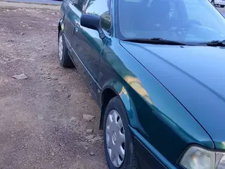 Audi 80