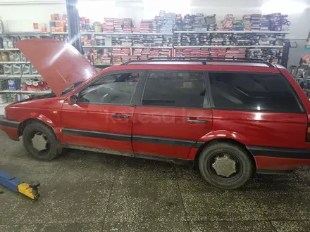 Volkswagen Passat 1992 года за 1 100 000 тг. в Петропавловск – фото 3