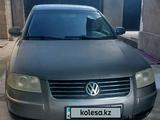 Volkswagen Passat 2003 годаүшін2 000 000 тг. в Шымкент