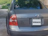 Volkswagen Passat 2003 года за 2 000 000 тг. в Шымкент – фото 3